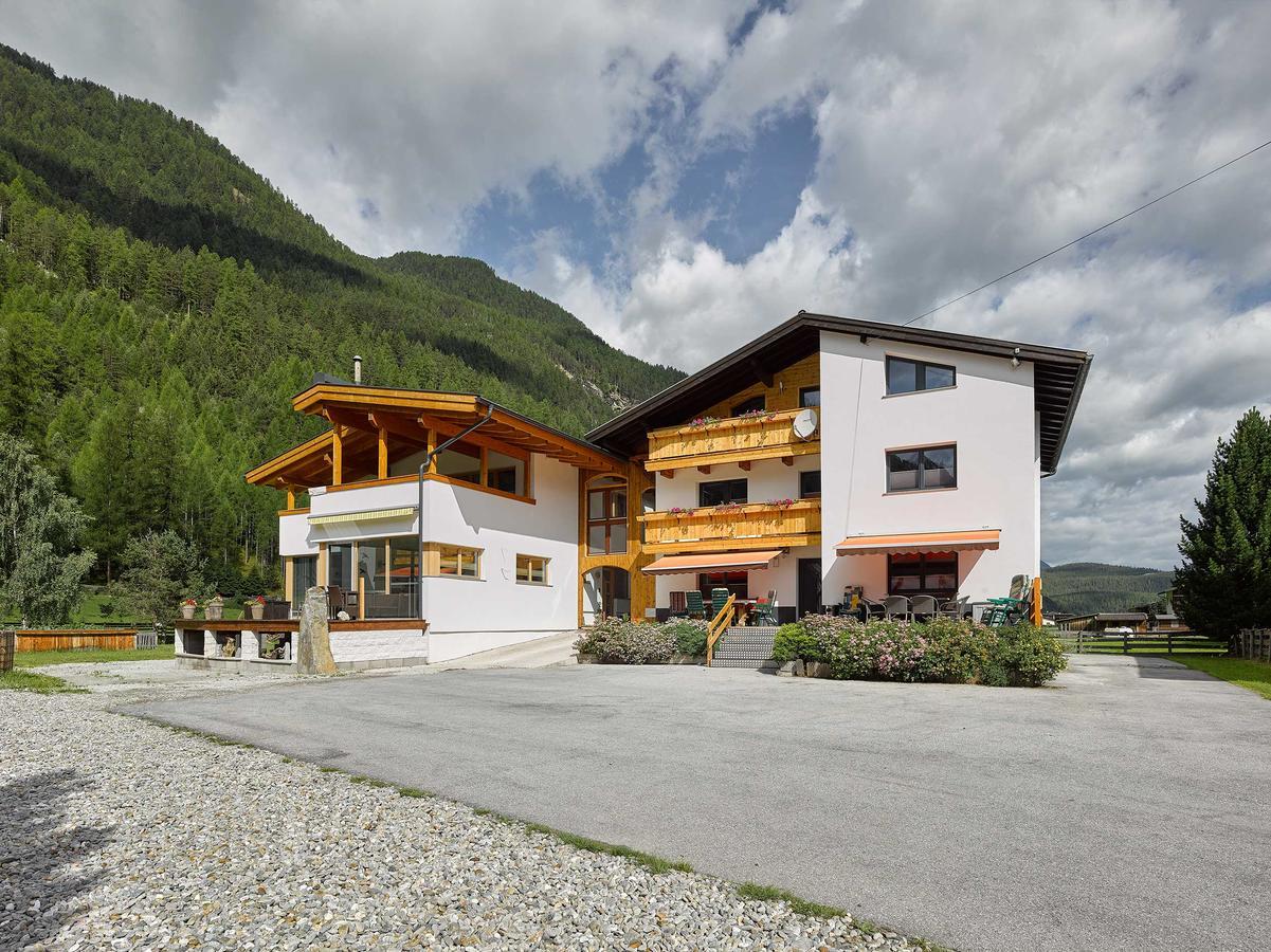 Haus Frieda Villa Längenfeld Eksteriør bilde